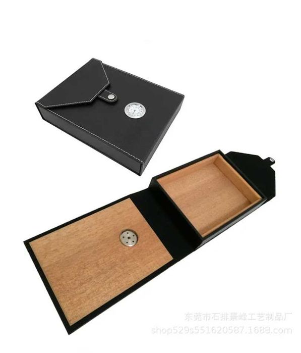 Естесвена кожа преносим хумидор със хидрометър и овлажнител