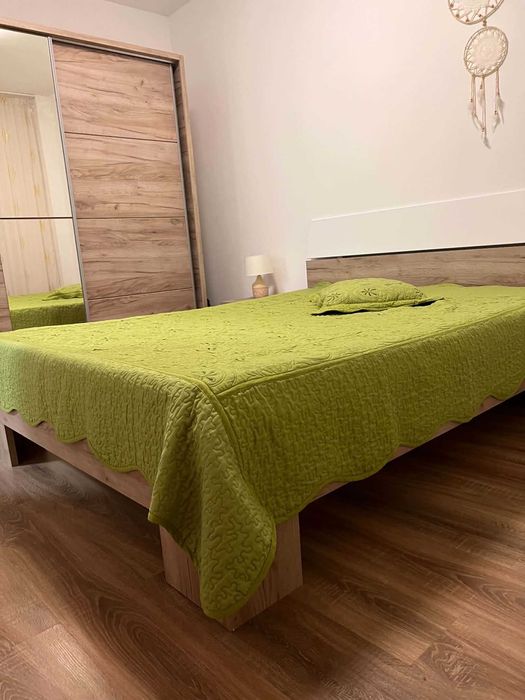 Apartament de închiriat