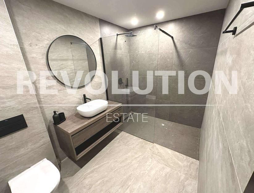 Дава се под наем Мезонет в Варна, Център - 135 кв.м за 1595.79 € - Снимка #6