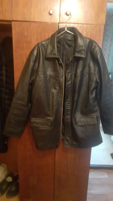 Продам кожанную куртку