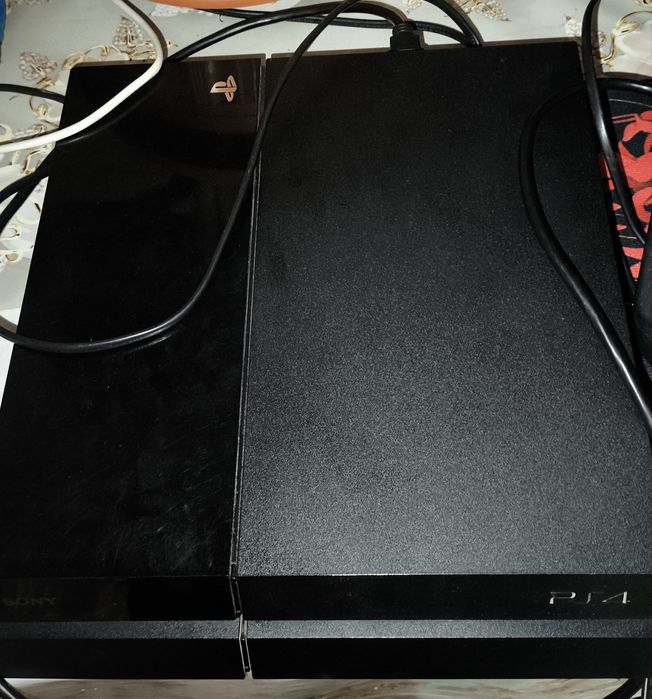 PlayStation 4 продам