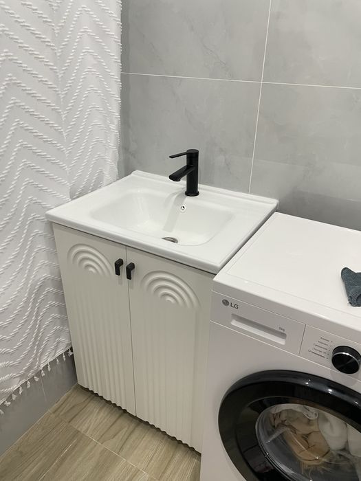 Тумба + раковина + смеситель