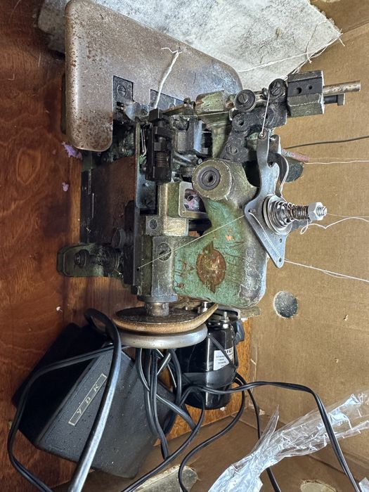 Продается оверлок