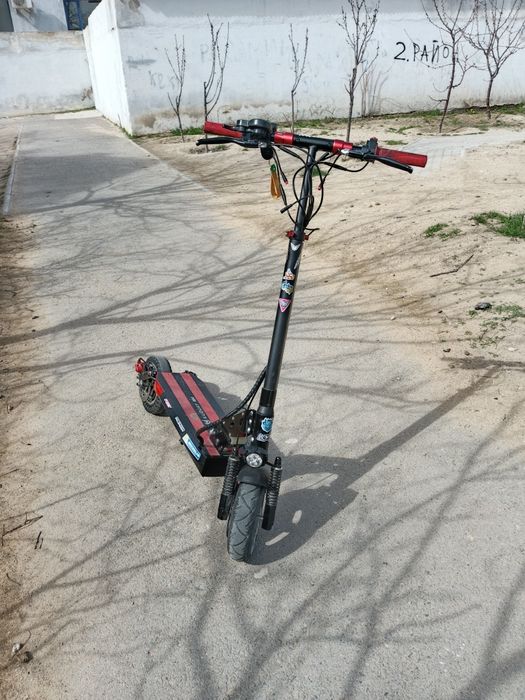 Электросамокат куго м 4