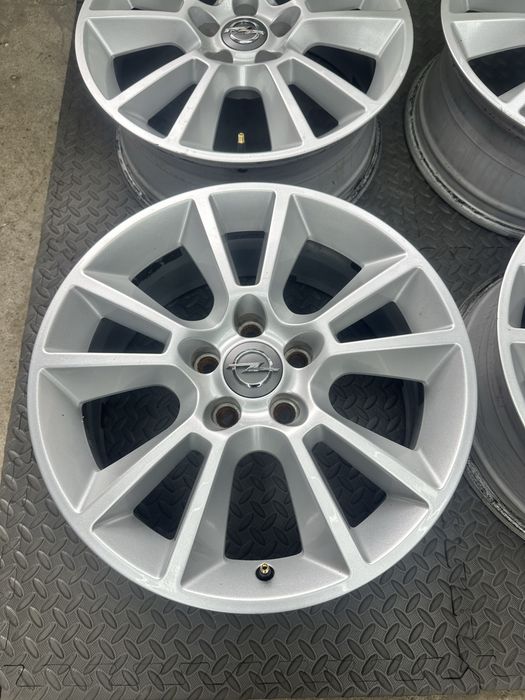17 цола 5х110 - Opel - Astra-Meriva-Zafira-Vectra и други