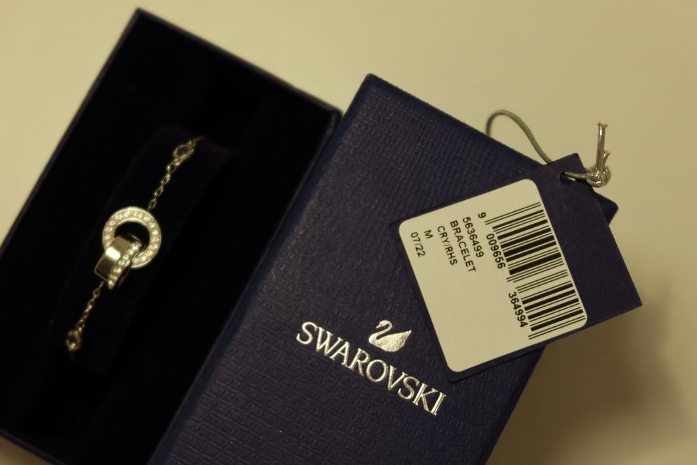 Swarovski гривна с кристали
