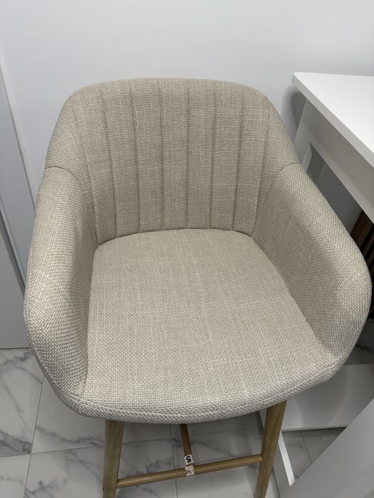 Doua scaune bar/bucatarie