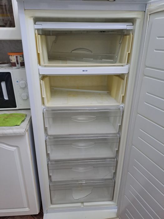 Продам морозильная камера