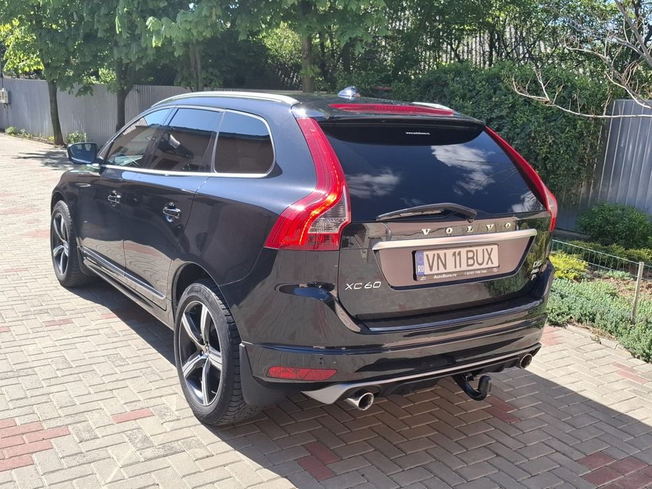 Volvo XC60 D5 R Design