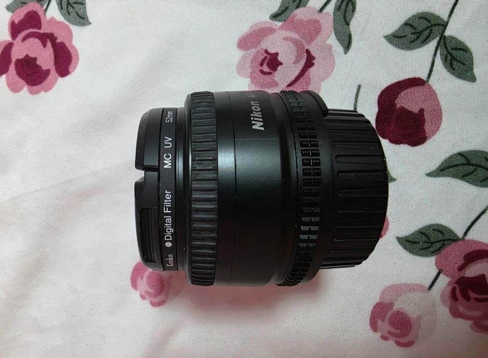 Obiectiv Nikon AF Nikkor 50mm f/1.8D + Filtru UV inclus