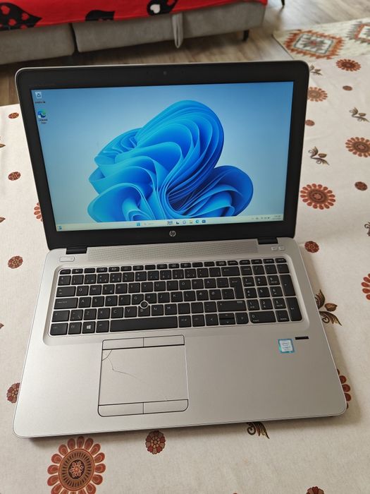 Oferta!!! HP elitebook 850 G4 i7 7th RAM 8 GB Ssd 512 display FHD 15'6