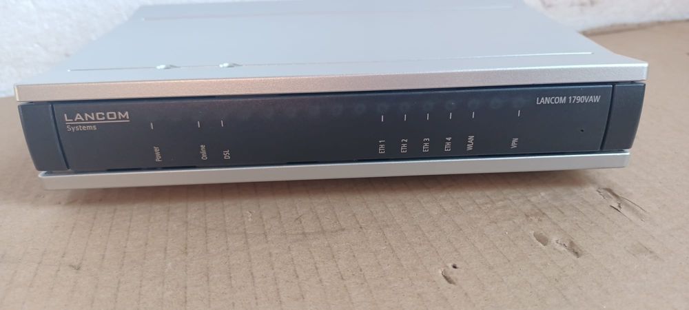 Router Profesional Nou Bussines Lacom 1790 VAW Modem Internet Systems
