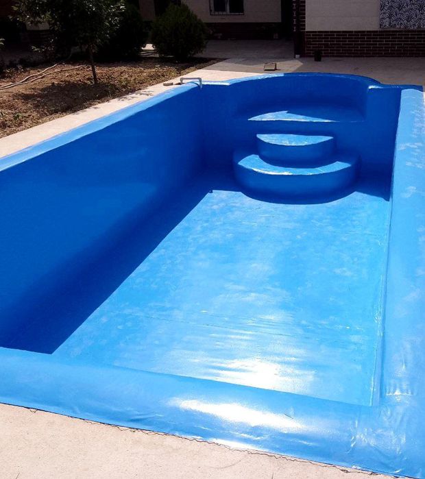 Покрытие Пленка для бассейна, срок службы 5-7 лет .