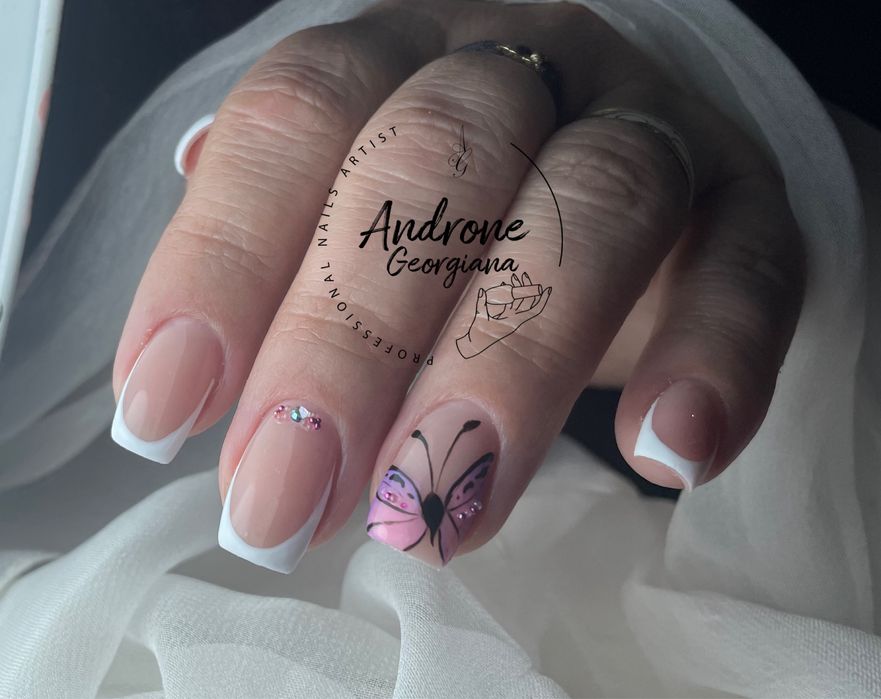 Manichiura-Pedichiura brasov