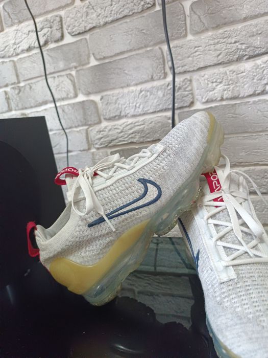 Оригинальные кроссы Nike