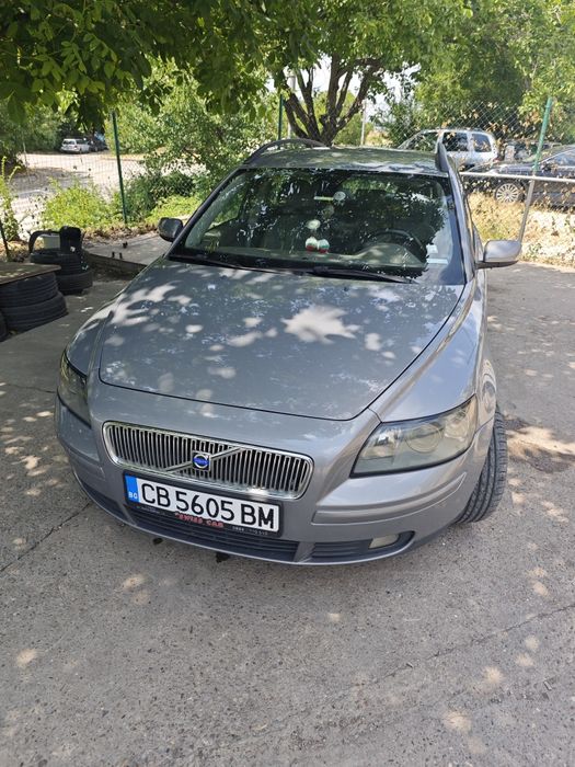 Предлагам Волво V50