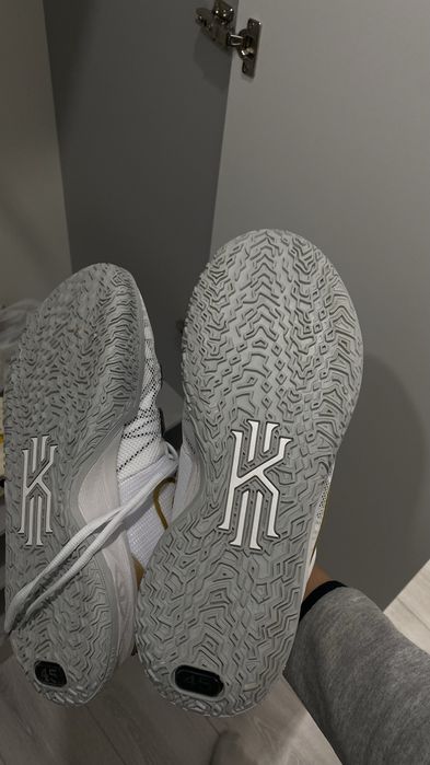 Nike kyrie 7 белый