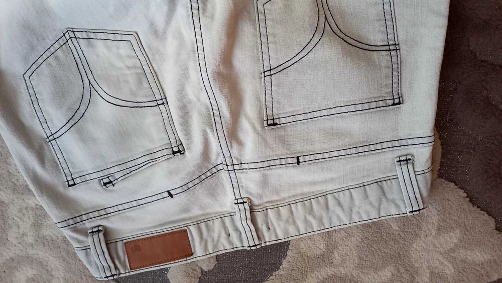 Дамски светли дънки MINIMUM