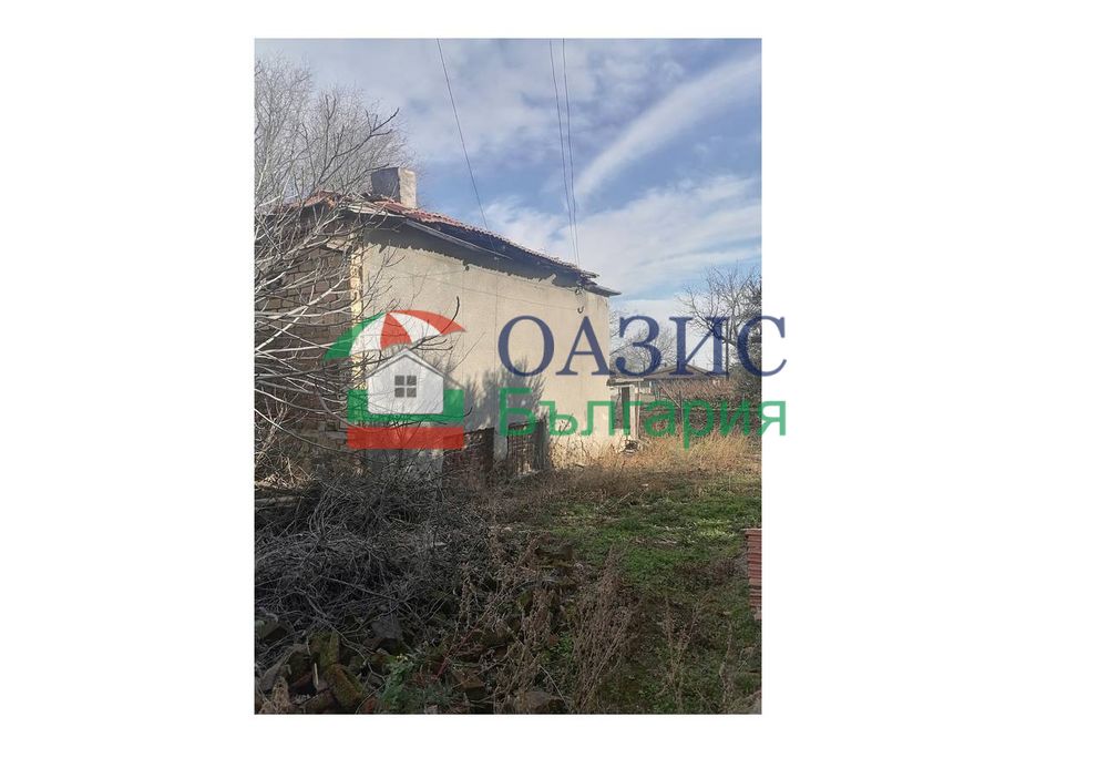Дворно място 554 кв. м.+стара къща в центъра на С. Винарско,Общ.