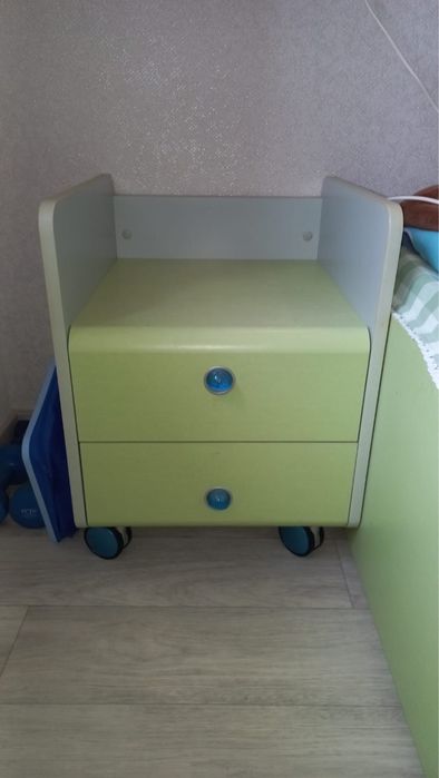 Продам детские кровати