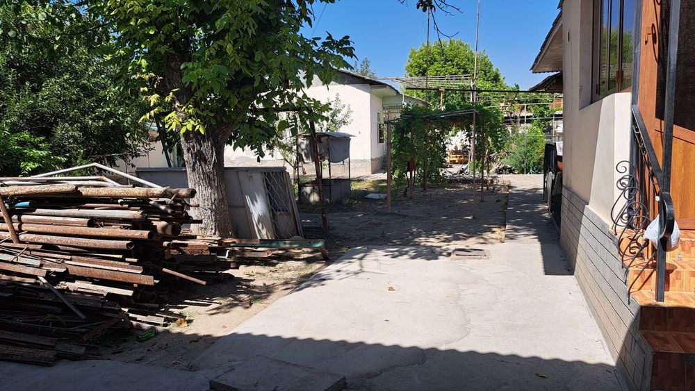 Срочна Ховли сотилади