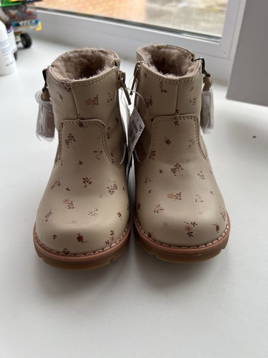 Детская обувь новая