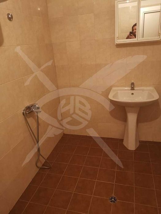 Дава се под наем Тристаен апартамент в Пловдив, Кършияка - 100 кв.м за 448.8 € - Снимка #7