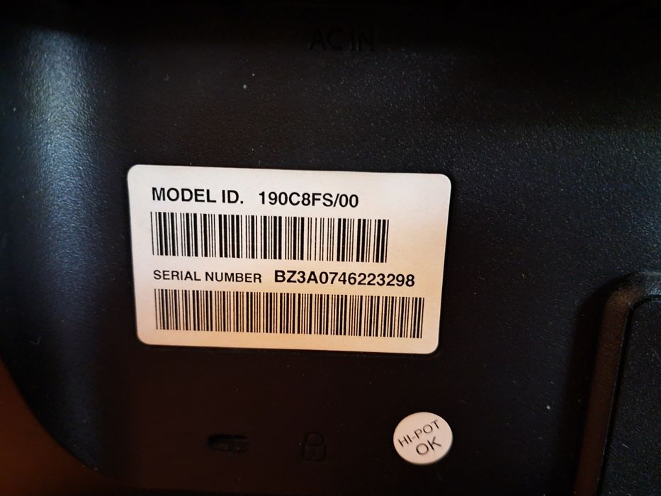 Монитор   Philips Benq 48см/19"