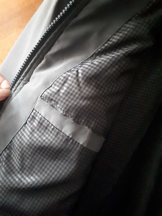 Geacă bărbătească  pentru primăvară-toamnă  ,culoarea  GRI,mărimea 54