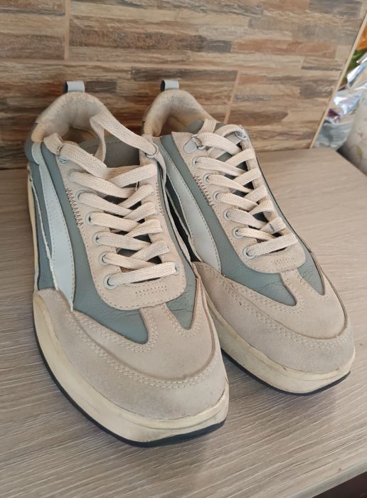 Pantofi Guess mărimea 42
