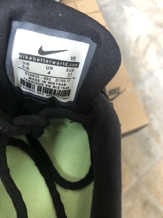 Маратонки Nike