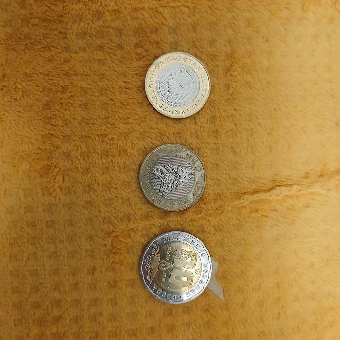 Особые монеты продам