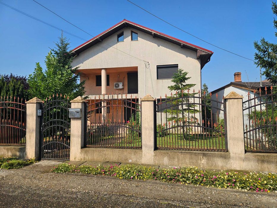 Casa de vanzare in Comuna Berceni ultracentral