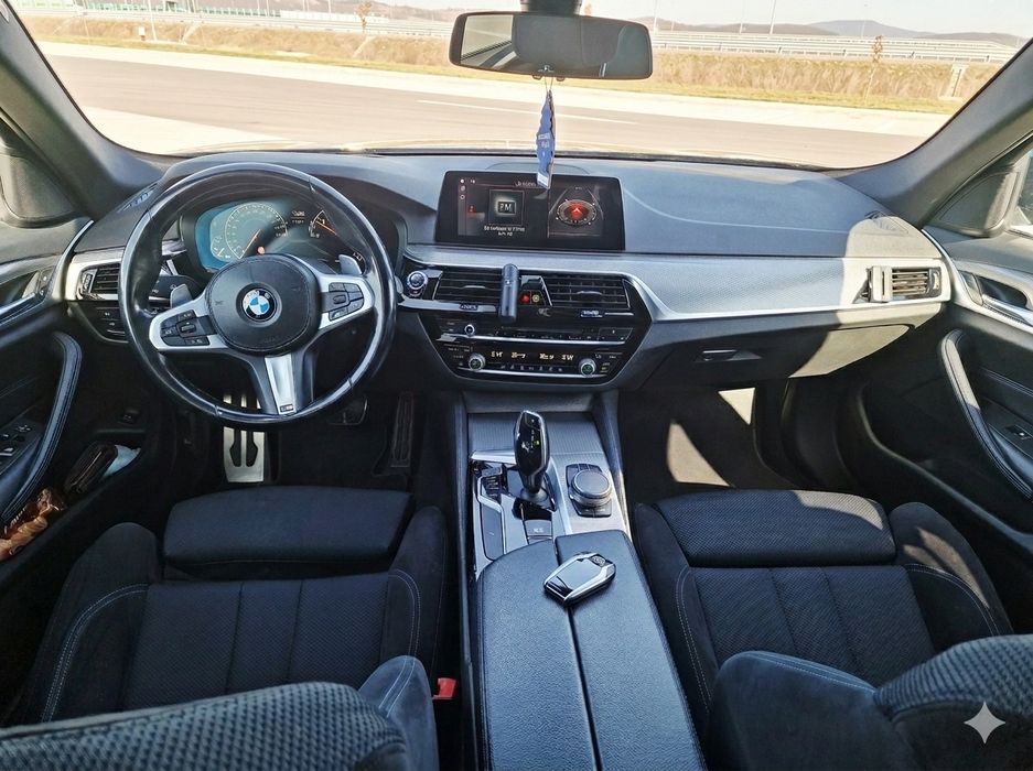 BMW  520D G31 M sport pack