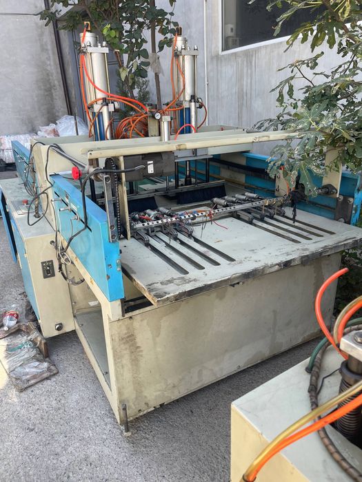 Paket ishlab chiqarish uchun uskunlar sotiladi