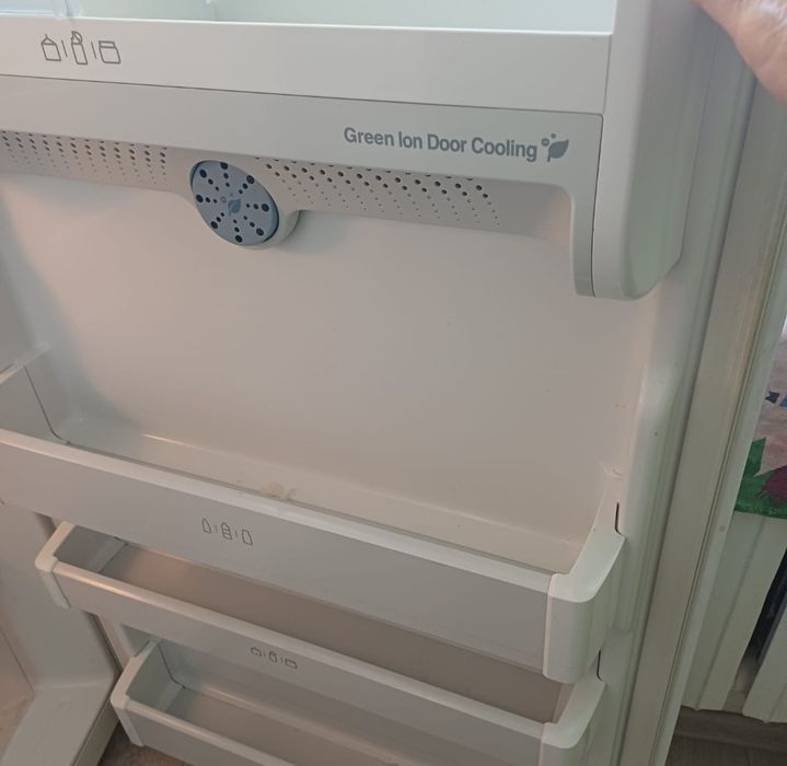 Продам холодильник LG