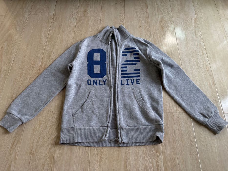 Vând hanorace bumbac, stare excelentă 130-140 cm