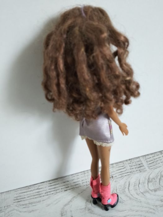 Păpușă Barbie May Scene