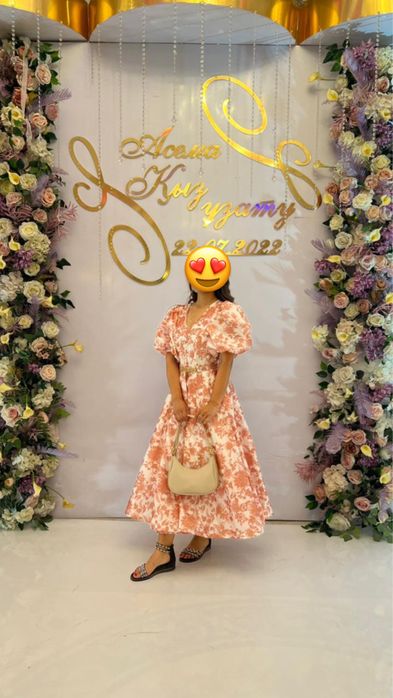 Женские платье для тоя