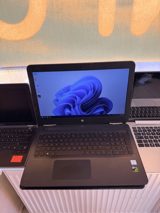 Gaming laptop i7 gen 8 video Nvidia Ge force 1050 -1350 ron