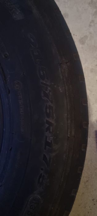 Покрышка от Тойота костра