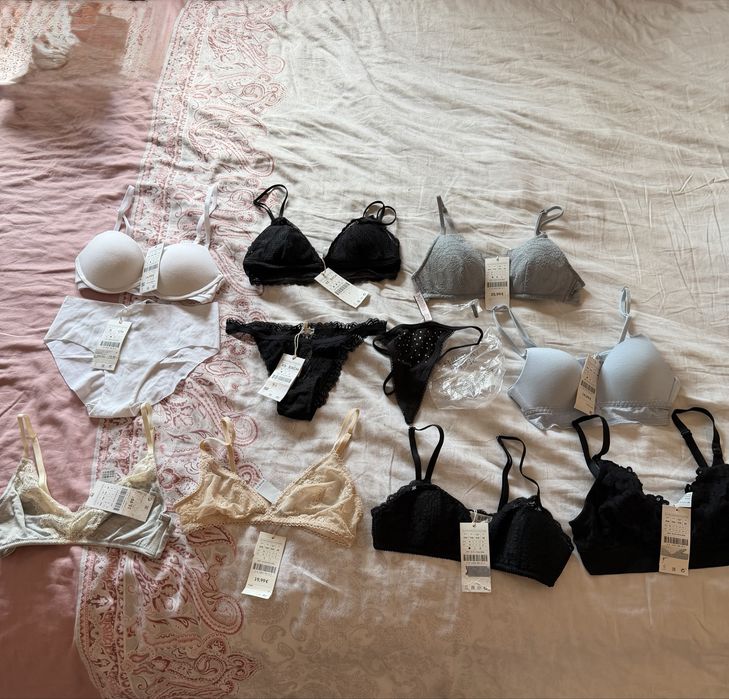 Ново бельо комплект сутиен бюстие бикини прашки oysho victoria secret