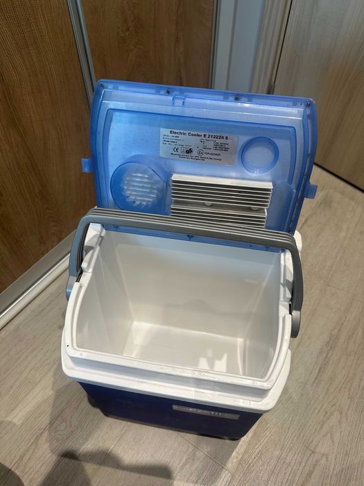 Хладилнa чанта Ezetil - , 24л, 12V студено