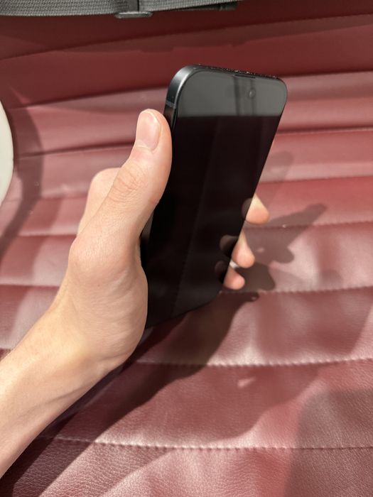 iphone 15 в идеальном состоянии