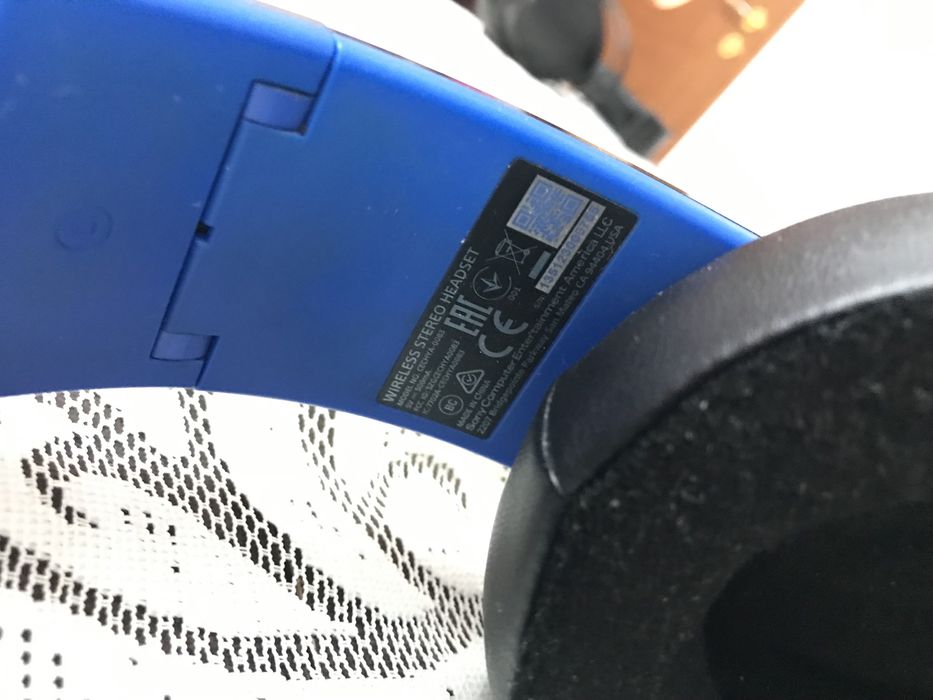 Sony PlayStation Gold Wireless Headset