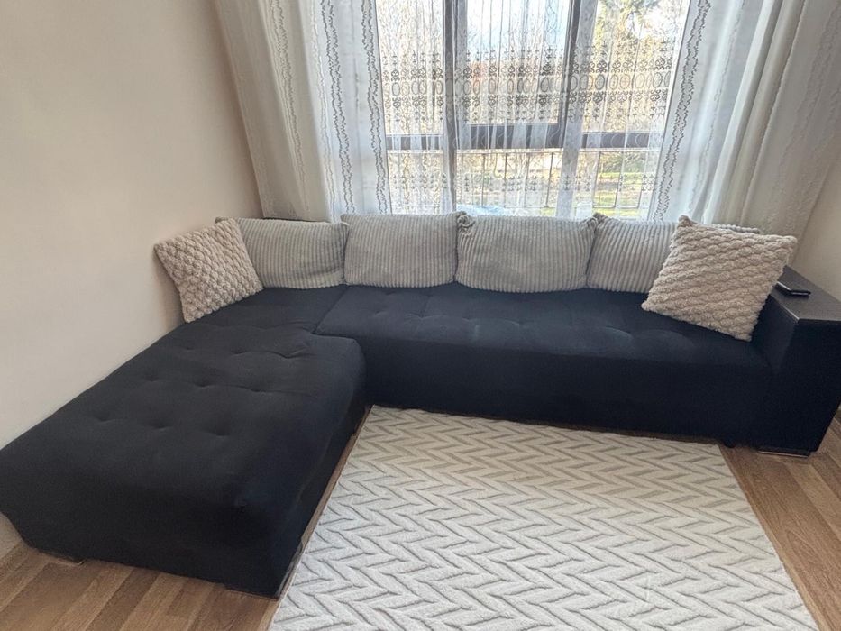 Ъглов разтягаш се диван