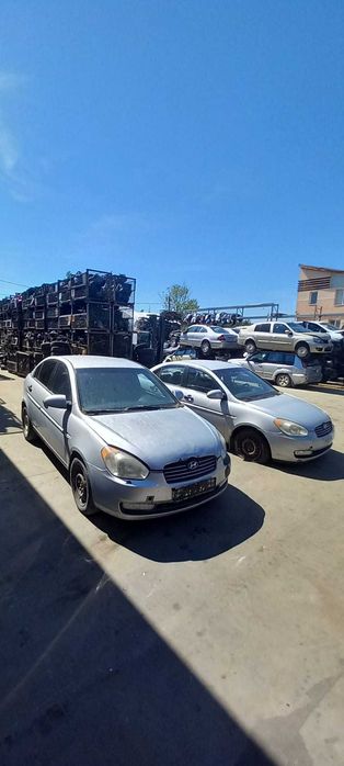 Hyundai accent  2008 Dezmembrez/Dezmembram