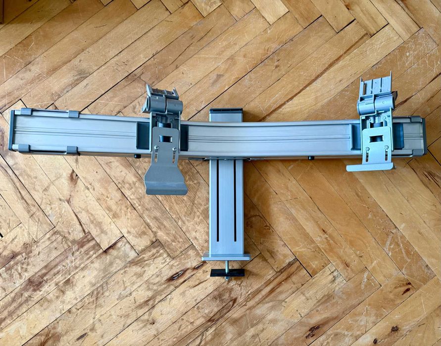 2бр. /Регулируема стойка за два монитор / Turnstone Bivi