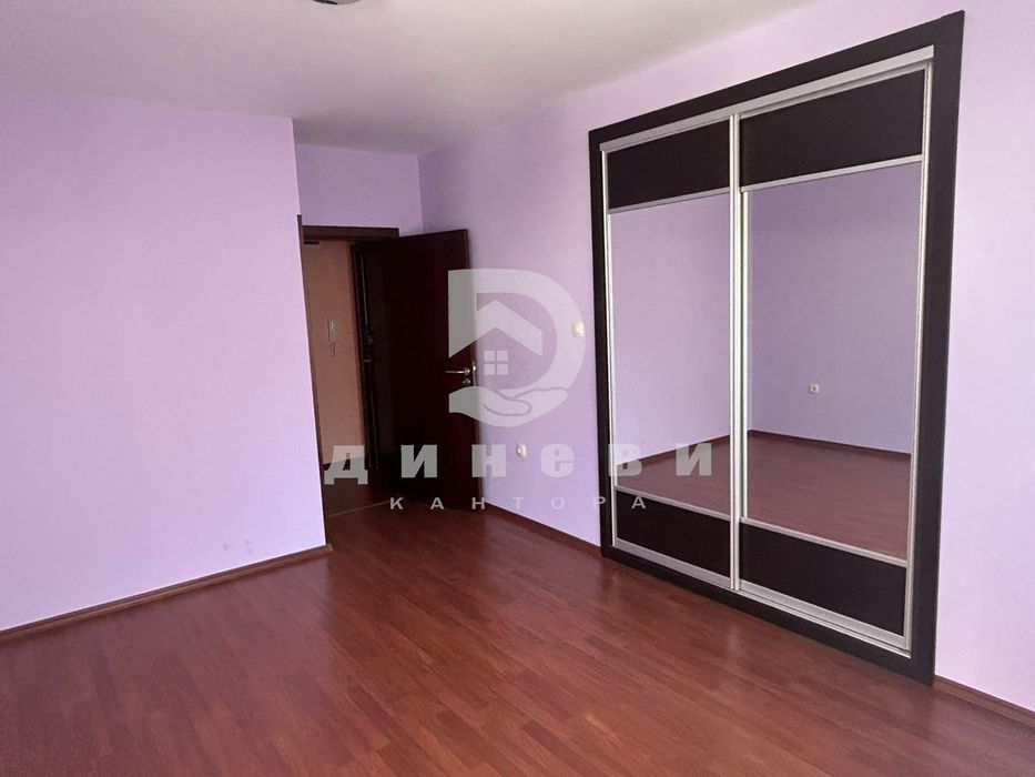 Продава се Тристаен апартамент в Стара Загора, Опълченски - 96 кв.м за 1433 €/кв.м - Снимка #6