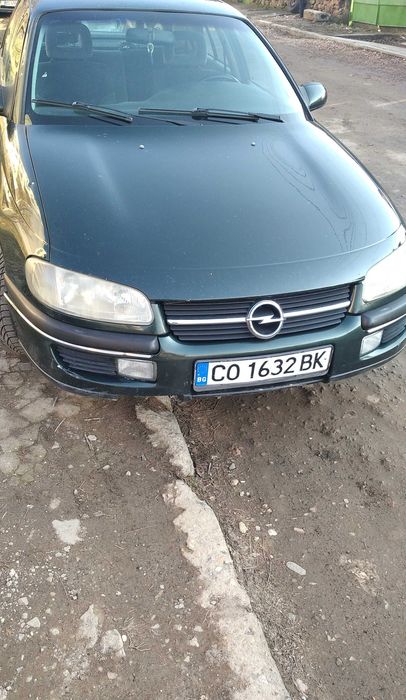 Продавам Опел Омега б